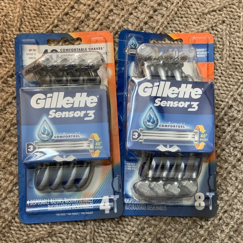 Gillette Sensor 3 Razors - Picture 1 of 2